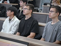 По инициативе Николая Ташланова состоялась лекция о здоровом образе жизни для студентов окружной столицы
