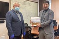 Николай Ташланов встретился с главным врачом регионального Центра СПИД Андреем Петровцом