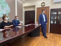Николай Ташланов на встрече с главой Ханты-Мансийского района поздравил сельских медиков с наступающим профессиональным праздником